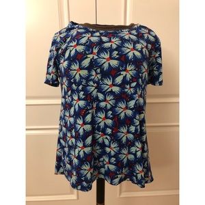 LuLaRoe Classic T Size Medium